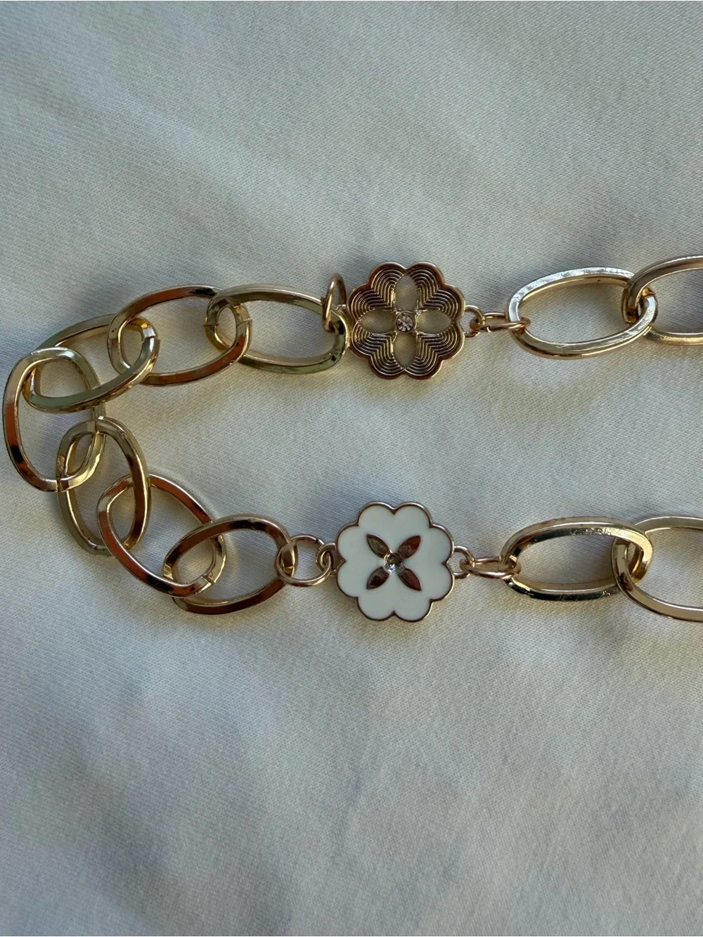 Kate Spade| NWT floral charm chain belt
